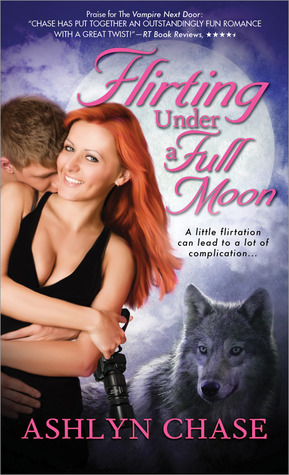 Flirting Under a Full Moon (Flirting with Fangs Trilogy, #1)