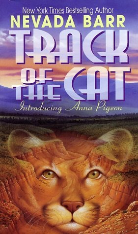 Track of the Cat (Anna Pigeon, #1)