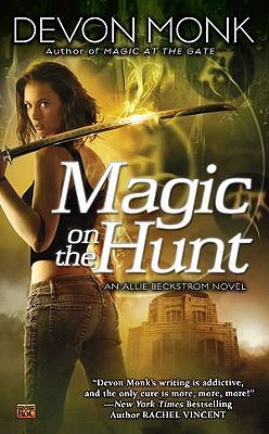 Magic on the Hunt (Allie Beckstrom, #6)