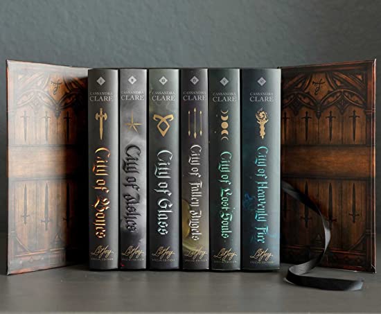 The Mortal Instruments Special Edition Box Set (The Mortal Instruments, #1-6)