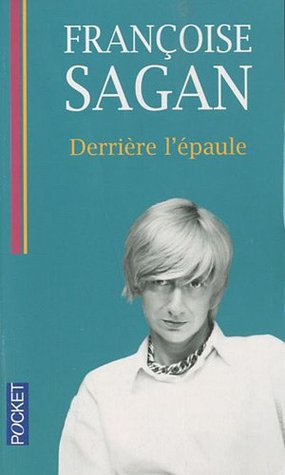 Derrière l'épaule