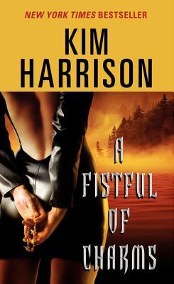 A Fistful of Charms (The Hollows, #4)